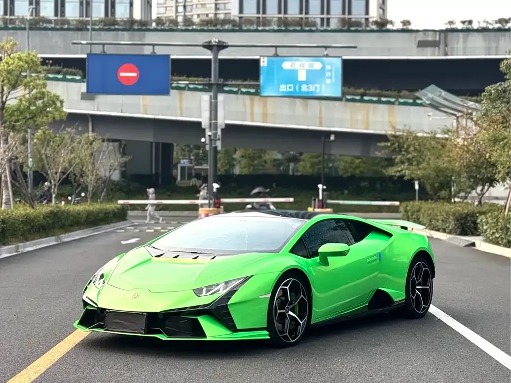 Lamborghini Huracan 2021 из CN, фото 2
