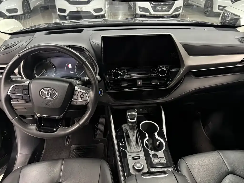 Toyota Highlander 2023 из CN, фото 3