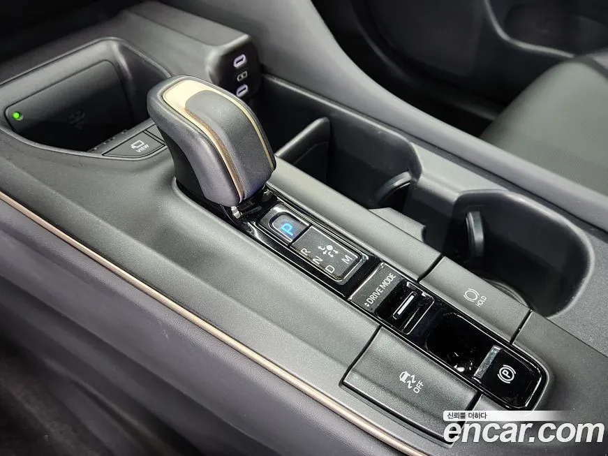 Toyota Crown 2023 из KR, фото 9