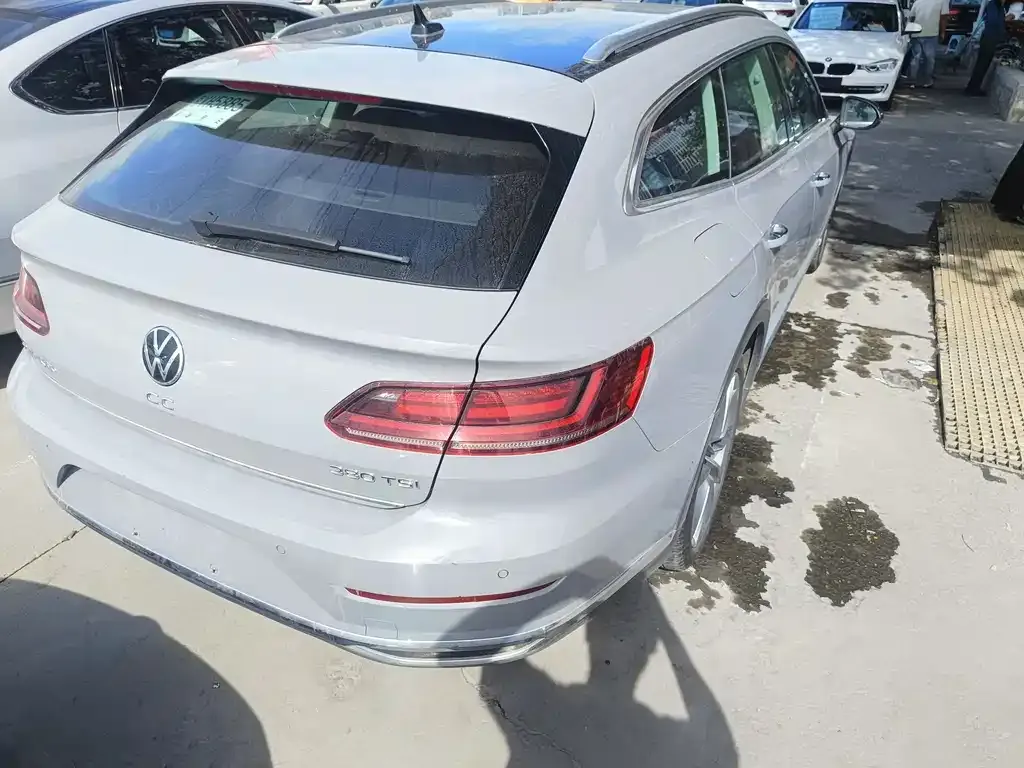 Volkswagen CC 2024 из CN, фото 5
