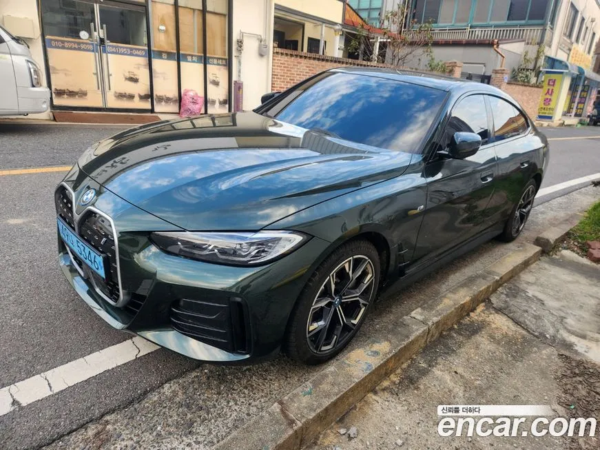 BMW i4