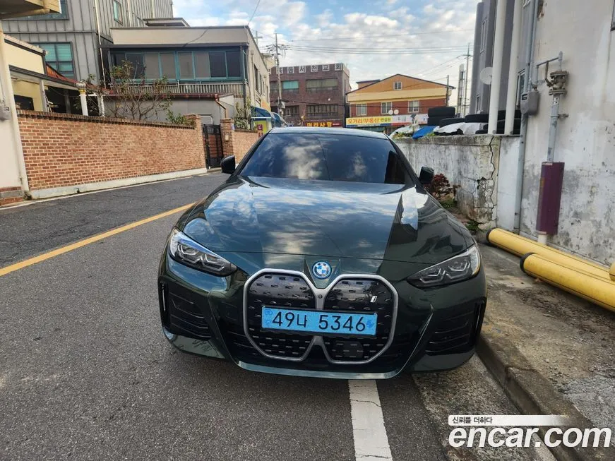 BMW i4 2022 из KR, фото 3
