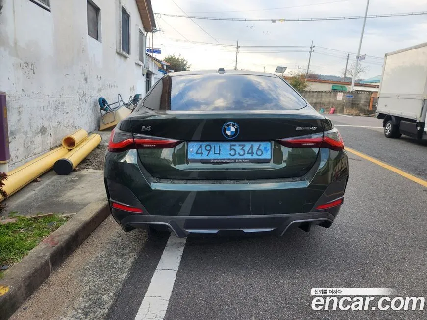 BMW i4 2022 из KR, фото 4