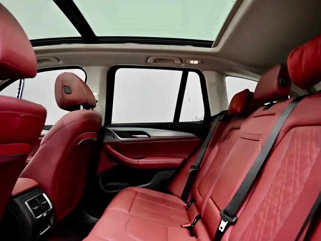 BMW iX3 2024 из CN, фото 8