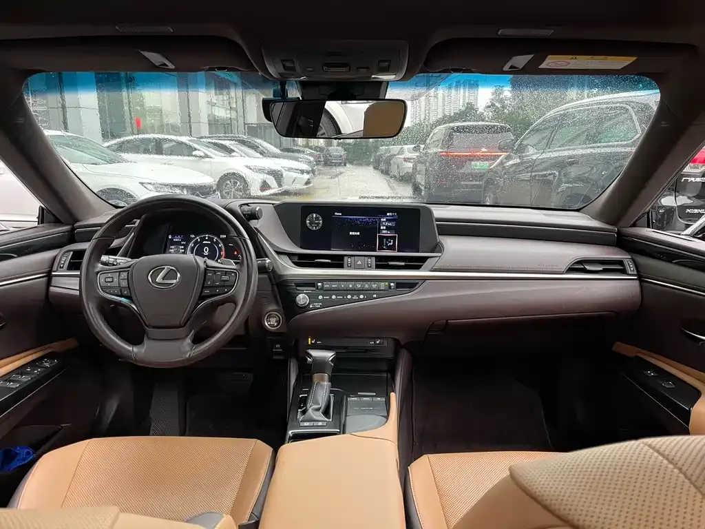 Lexus ES 2021 из CN, фото 7
