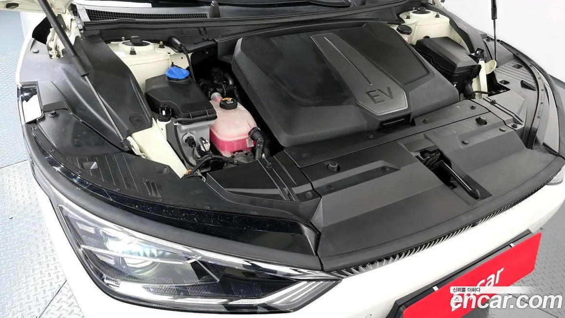 Kia EV6 2022 из KR, фото 6