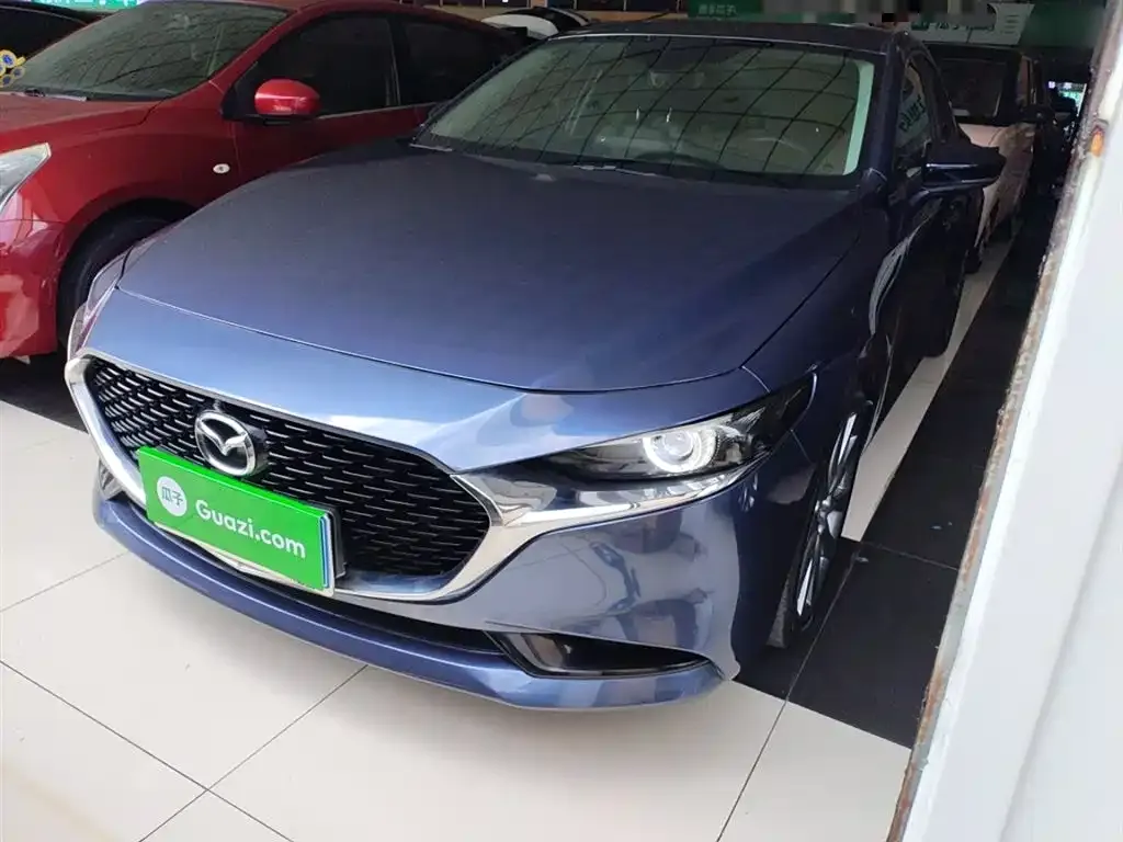 Mazda 3 Axela 2021 из CN, фото 2