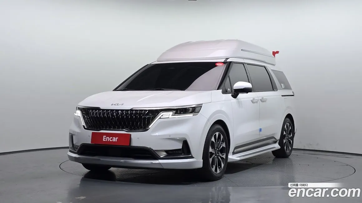 Kia Carnival — фото 1