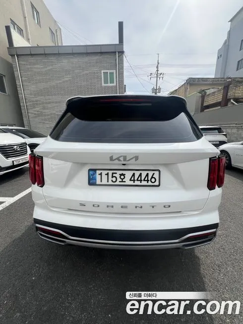 Kia Sorento — фото 6