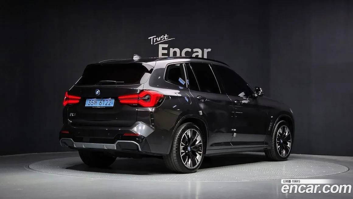 BMW iX3 2025 из KR, фото 2
