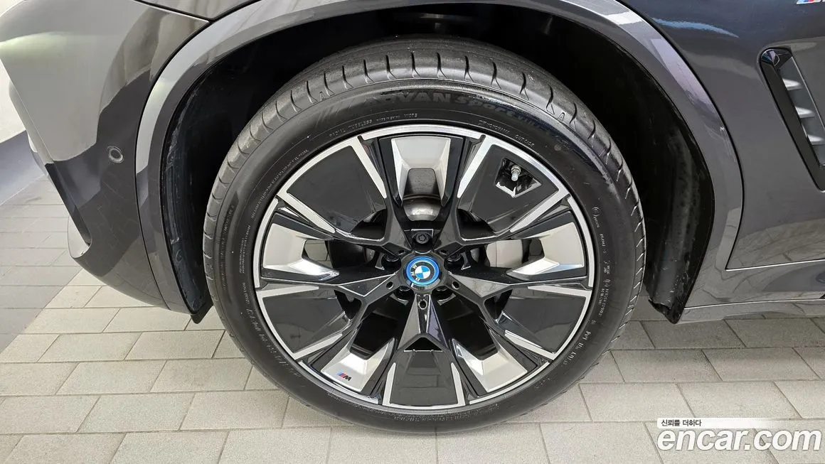 BMW iX3 2025 из KR, фото 5