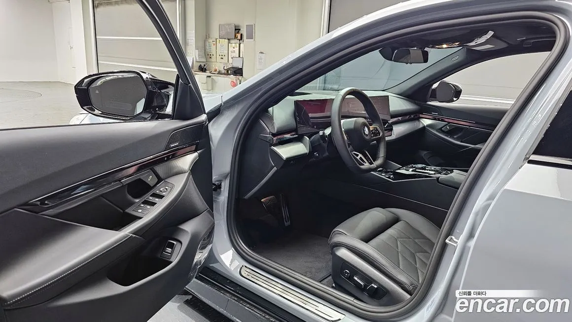 [object Object] 5-Series 2025 из KR, фото 10