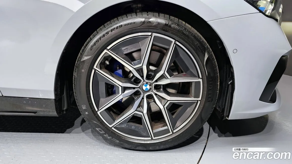 [object Object] 5-Series 2025 из KR, фото 5