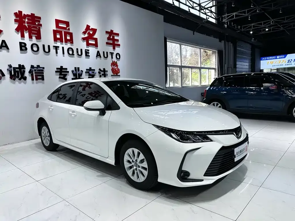 Toyota Corolla 2023 из CN, фото 3