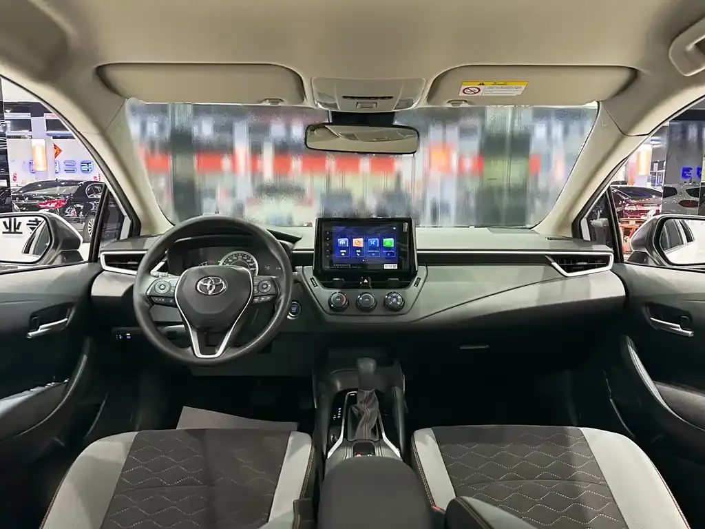 Toyota Corolla 2023 из CN, фото 7