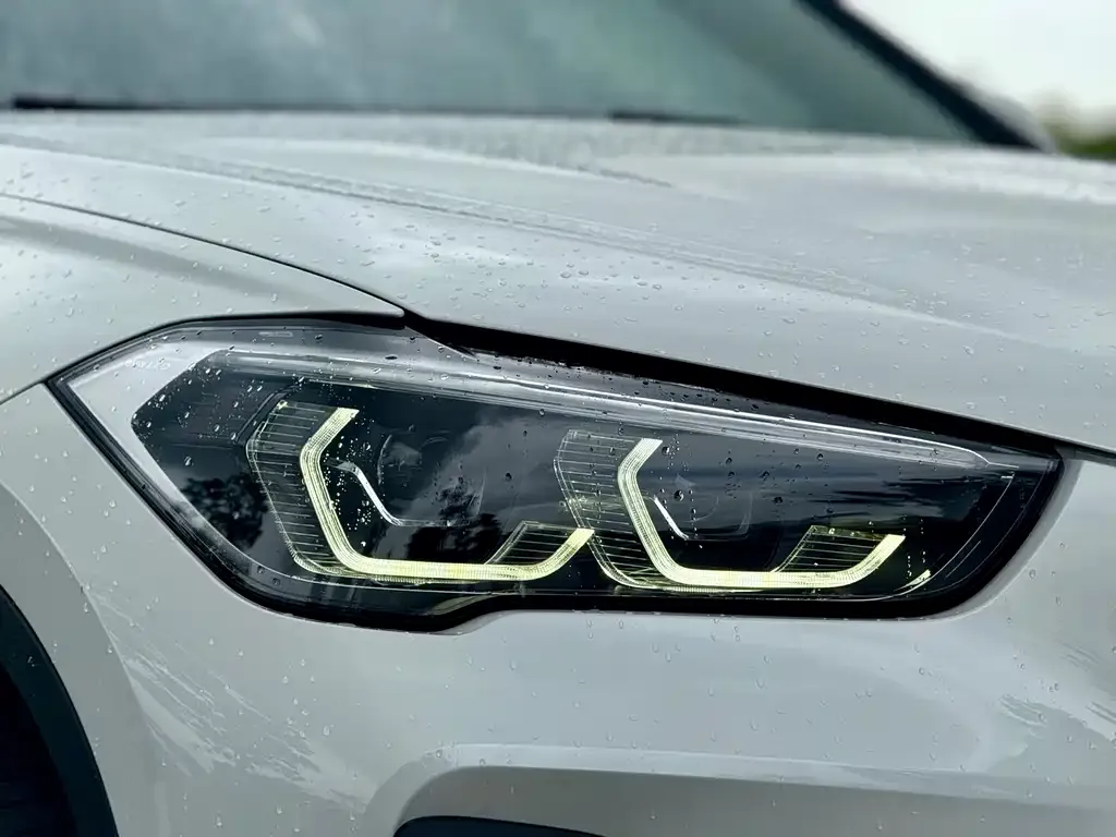 BMW X1 2022 из CN, фото 10
