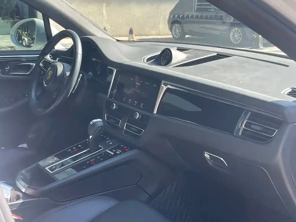 Porsche Macan 2023 из CN, фото 9