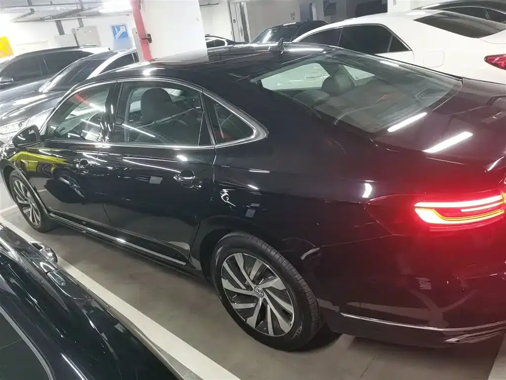 Volkswagen Passat New Energy 2023 из CN, фото 5