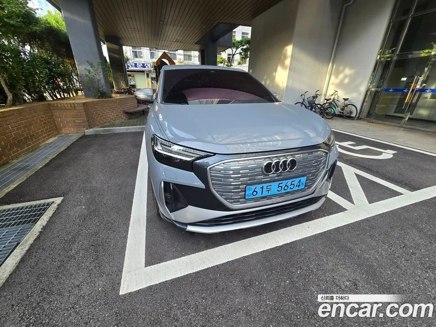 Audi Q4 e-tron 2022 из KR, фото 1