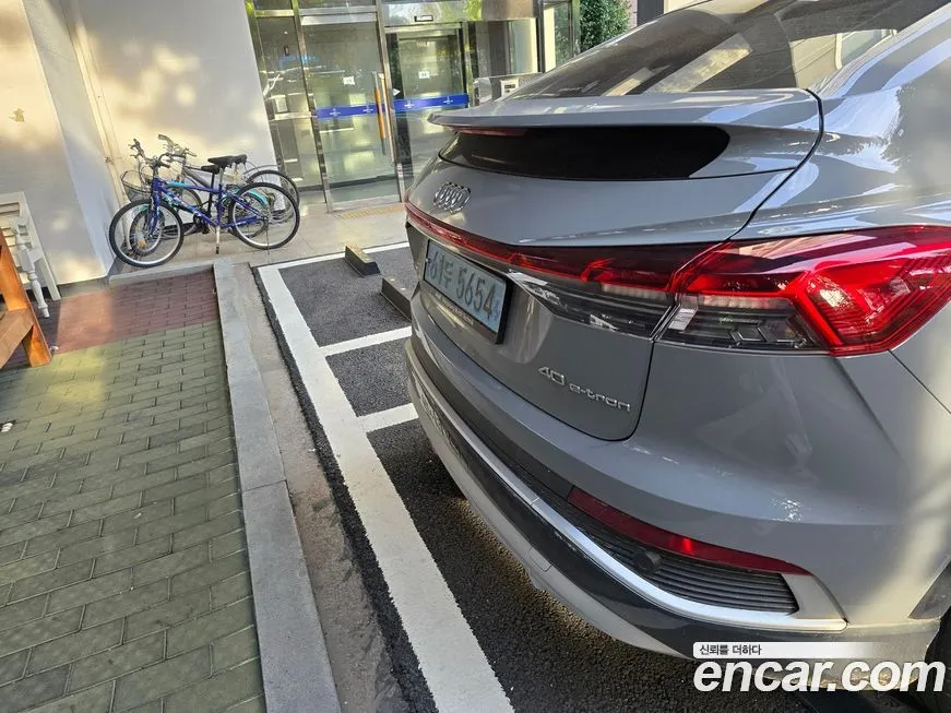 Audi Q4 e-tron 2022 из KR, фото 5