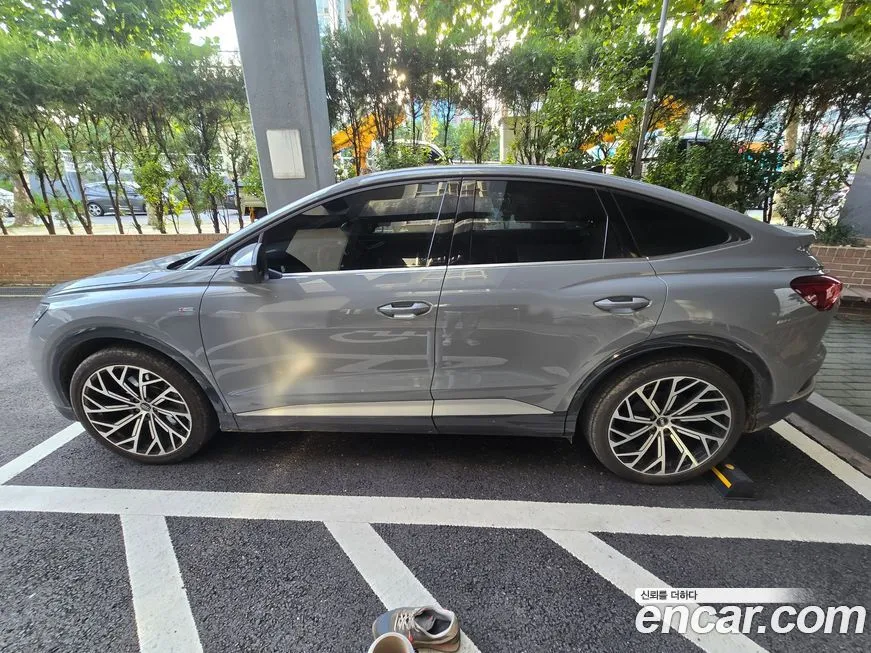 Audi Q4 e-tron 2022 из KR, фото 6