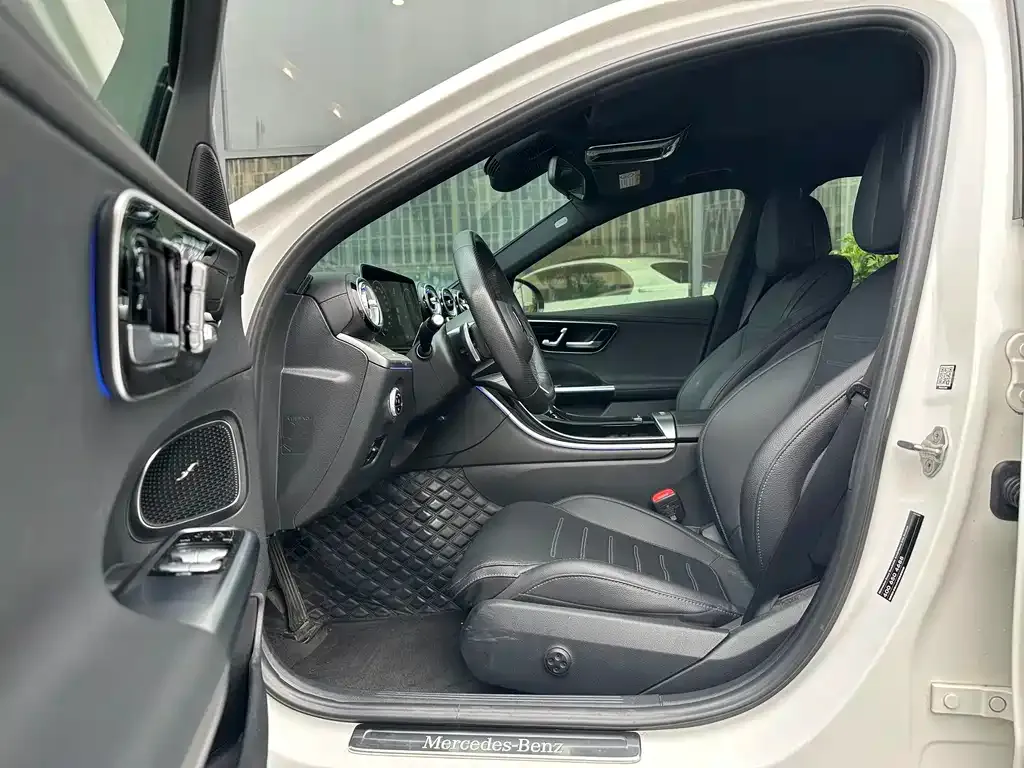 Mercedes-Benz C-Class 2023 из CN, фото 4