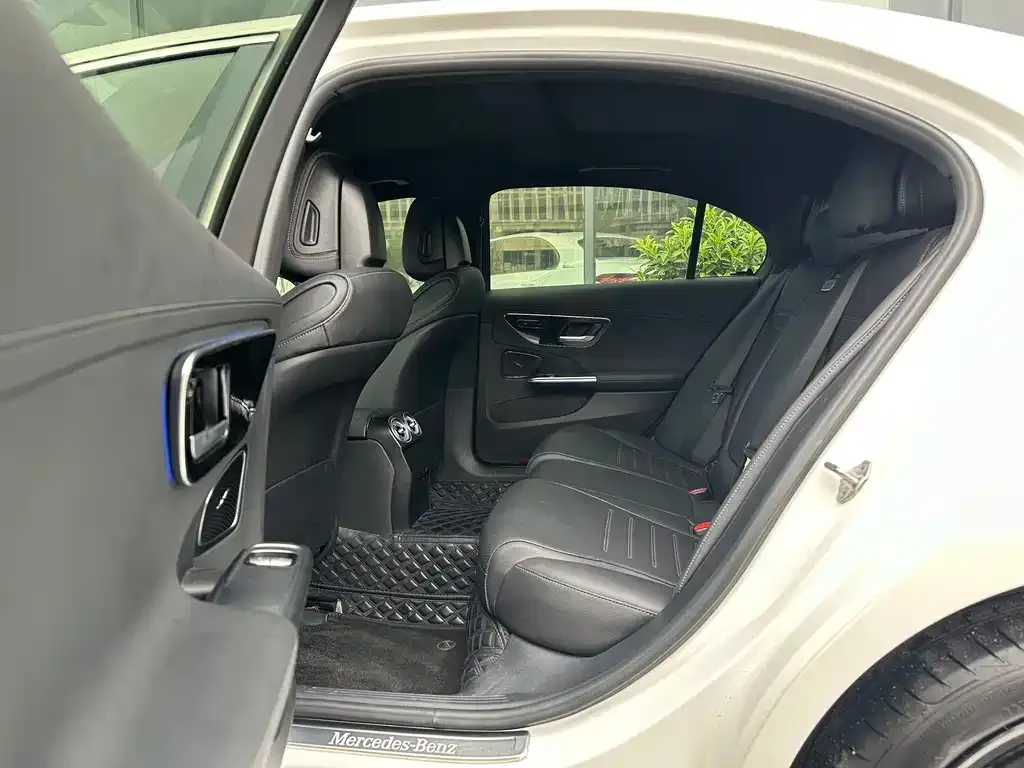 Mercedes-Benz C-Class 2023 из CN, фото 5