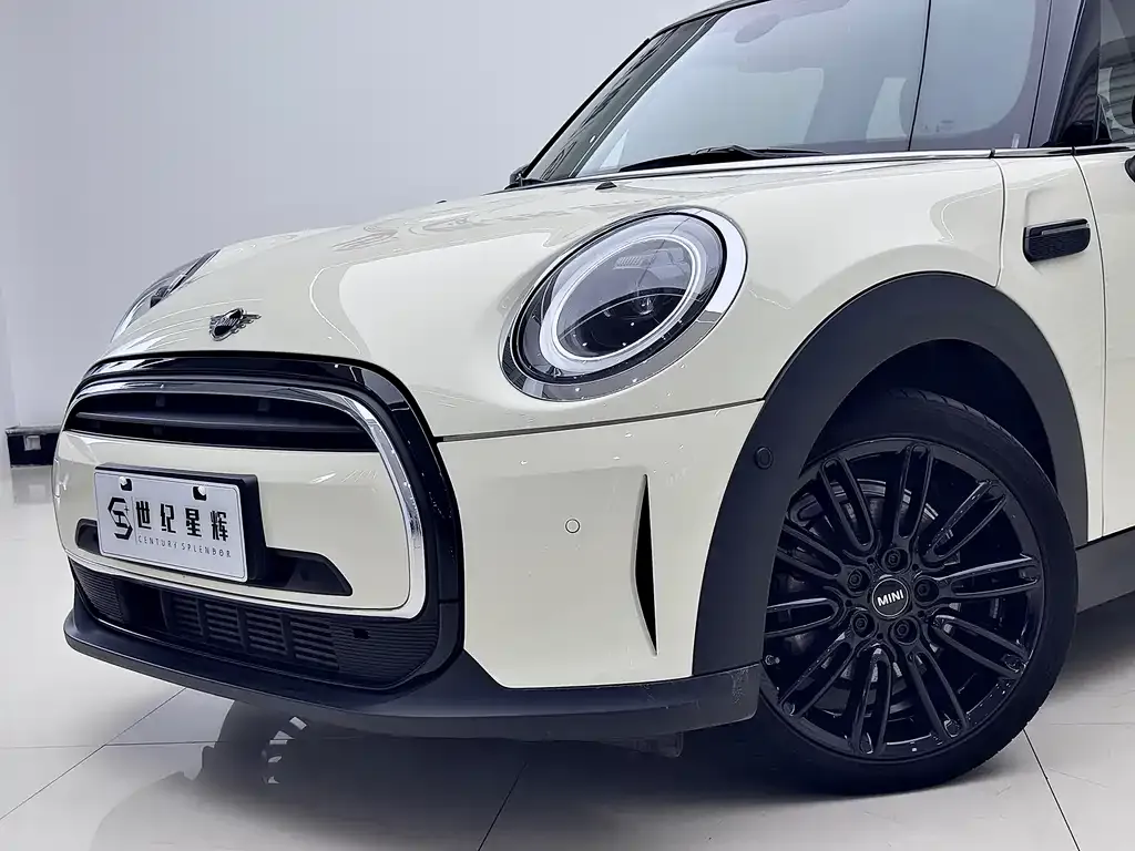 MINI Cooper (3-door) 2021 из CN, фото 2