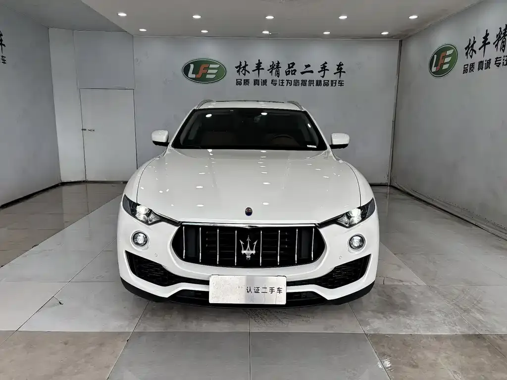 Maserati Levante — фото 2