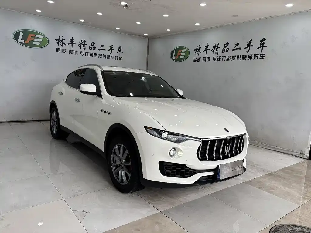 Maserati Levante — фото 3