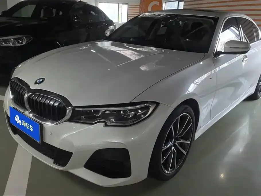 BMW 3 Series 2021 из CN, фото 1