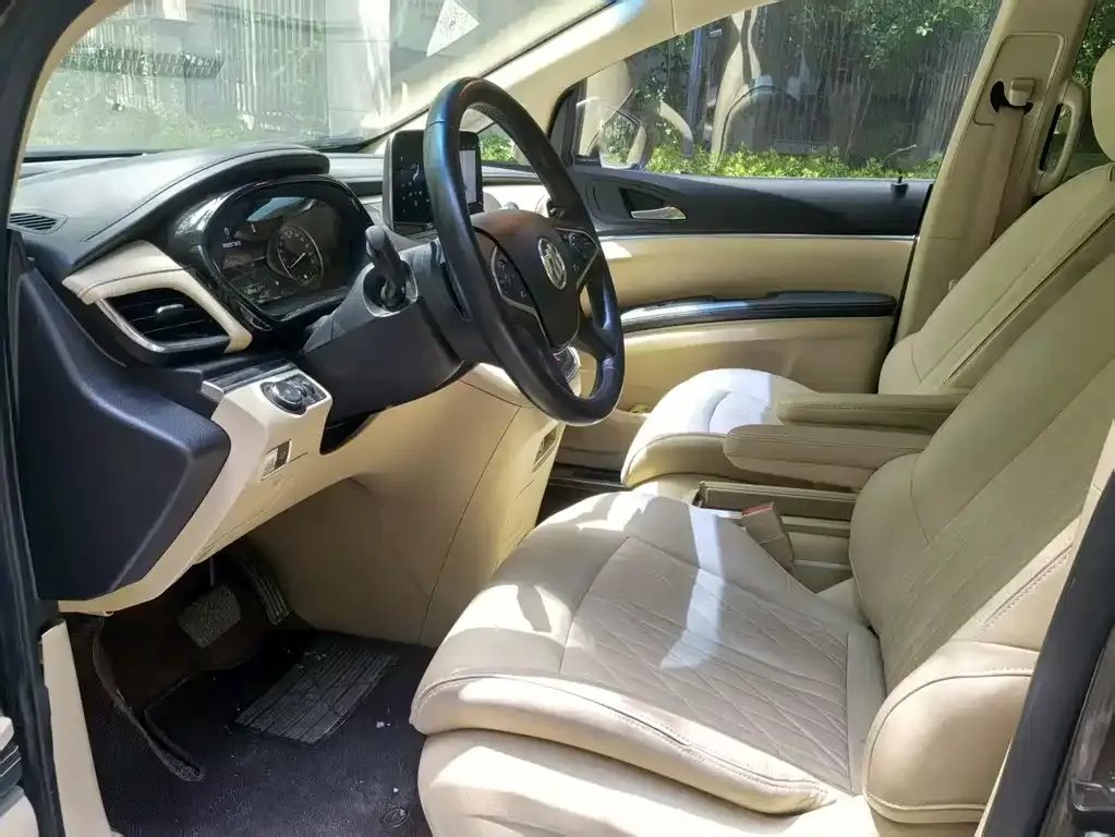 Buick GL8 2023 из CN, фото 7