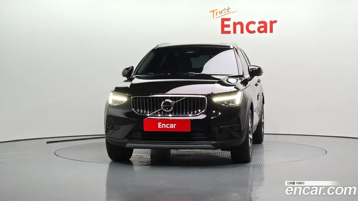 Volvo XC40 2023 из KR, фото 3