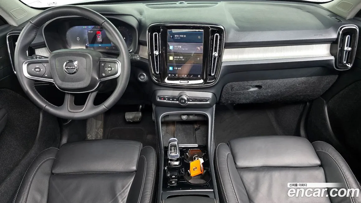 Volvo XC40 2023 из KR, фото 7