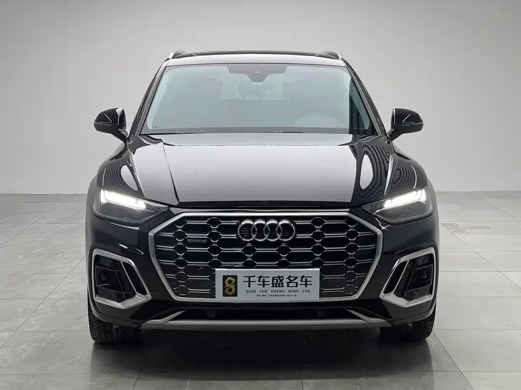 Audi Q5L 2023 из CN, фото 2