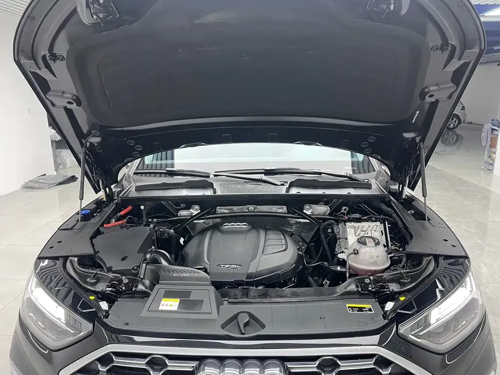 Audi Q5L 2023 из CN, фото 9