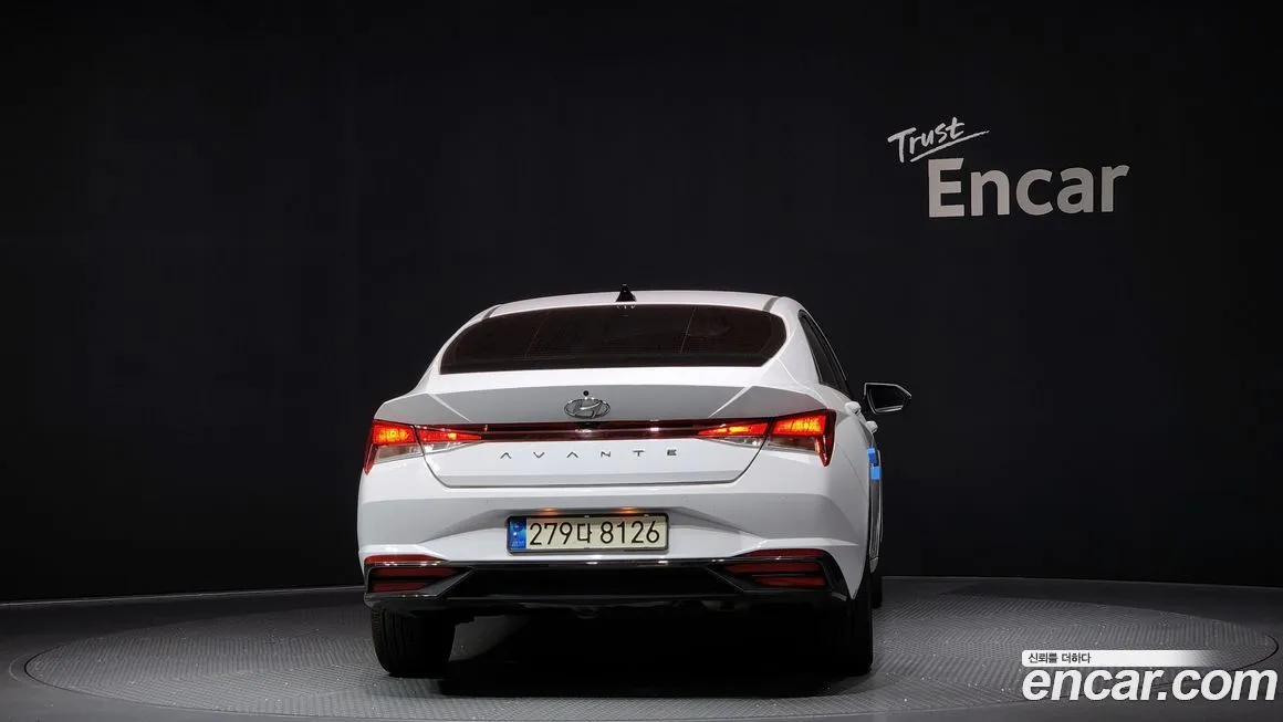 Hyundai AVANTE — фото 4