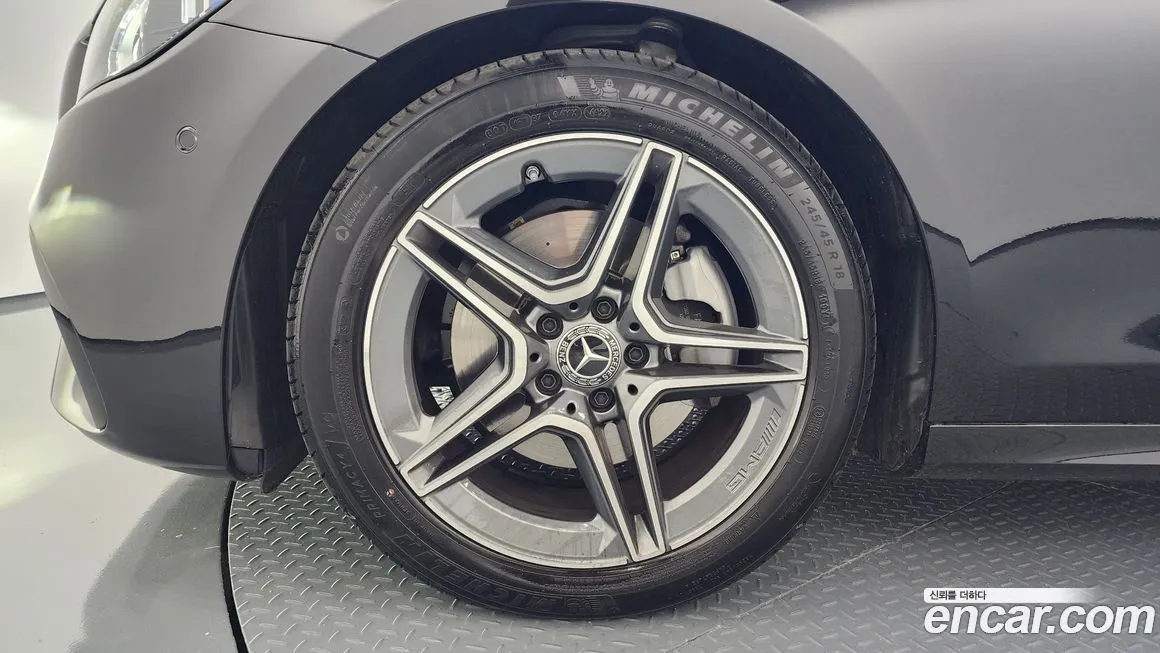 Mercedes-Benz E-Class 2023 из KR, фото 5