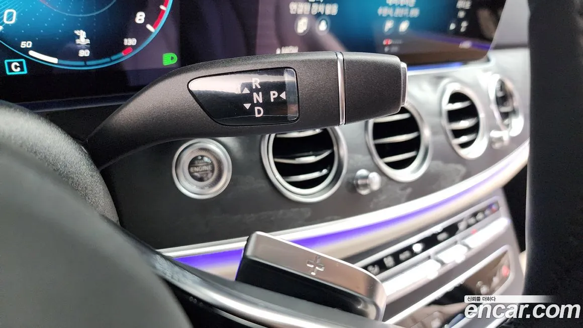 Mercedes-Benz E-Class 2023 из KR, фото 9