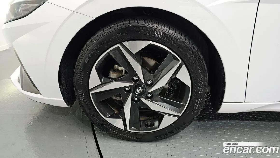 Hyundai AVANTE 2021 из KR, фото 5