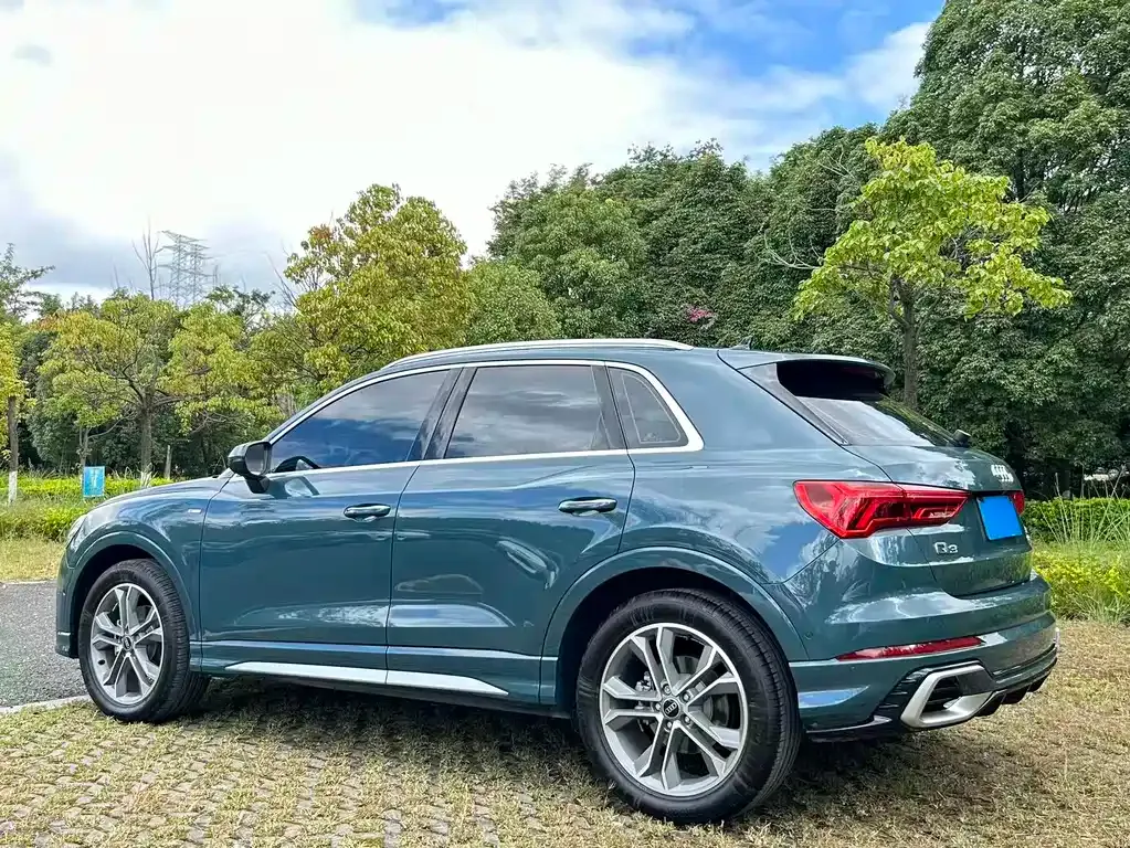 Audi Q3 2024 из CN, фото 5