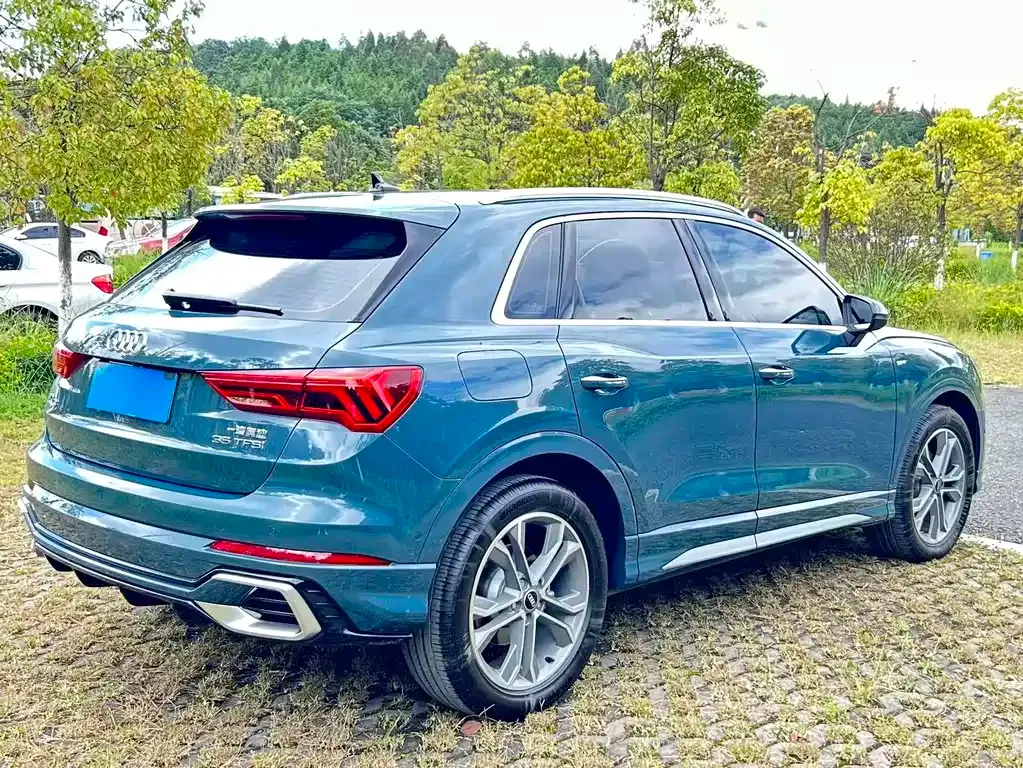 Audi Q3 2024 из CN, фото 6