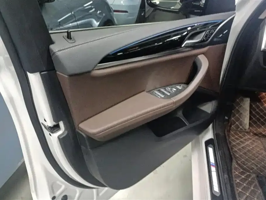 BMW iX3 2023 из CN, фото 7