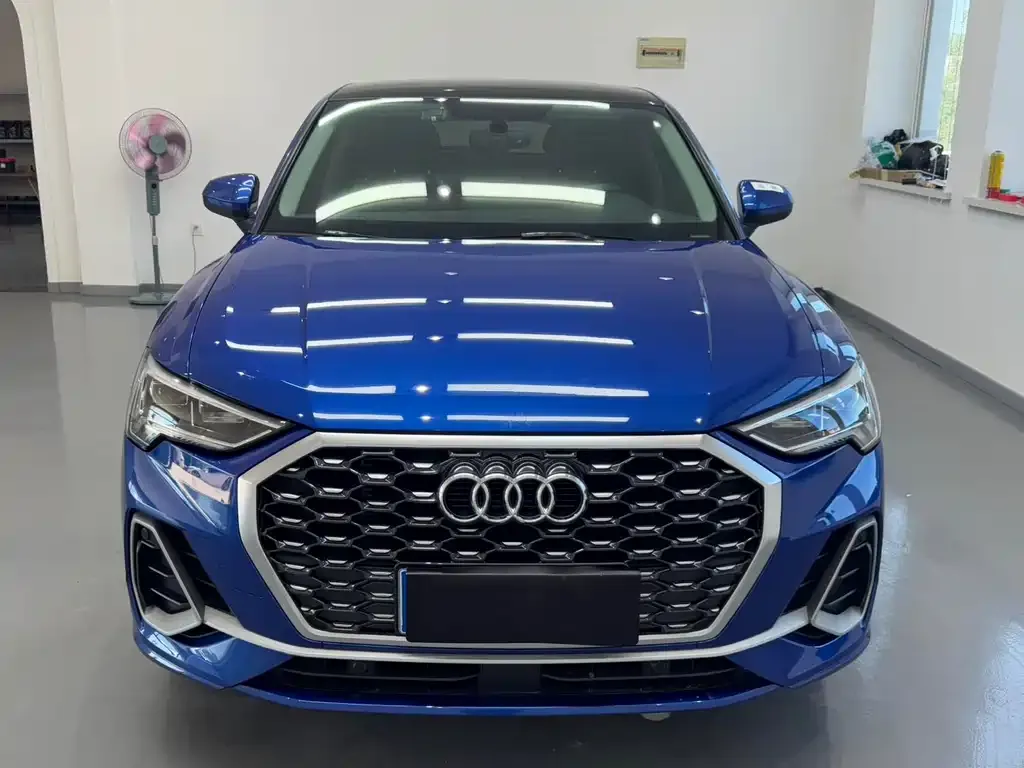 Audi Q3 Sportback 2021 из CN, фото 2