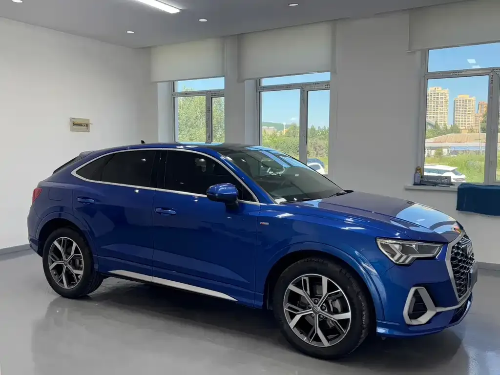 Audi Q3 Sportback 2021 из CN, фото 3