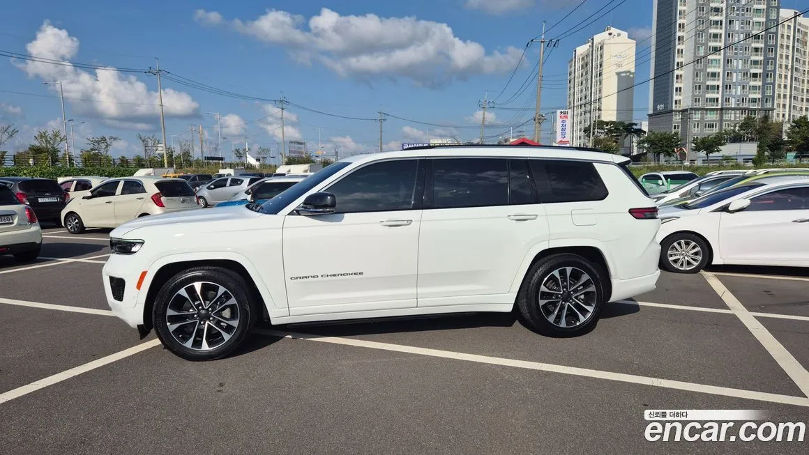 Jeep Cherokee — фото 4