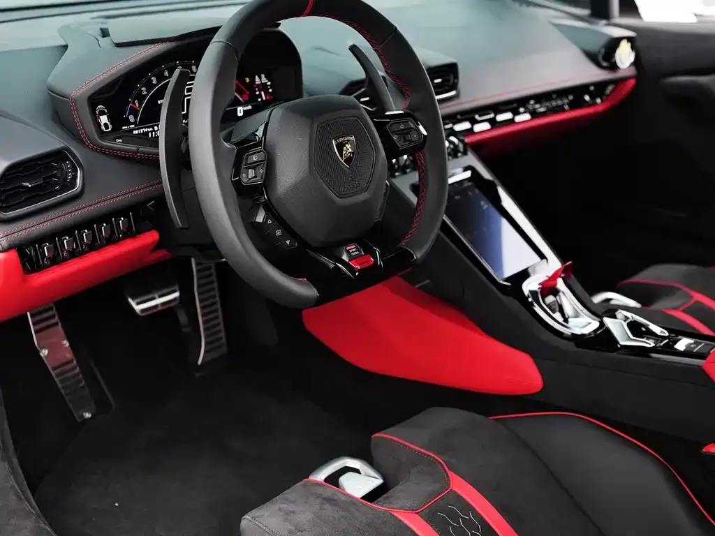 Lamborghini Huracan 2025 из CN, фото 10
