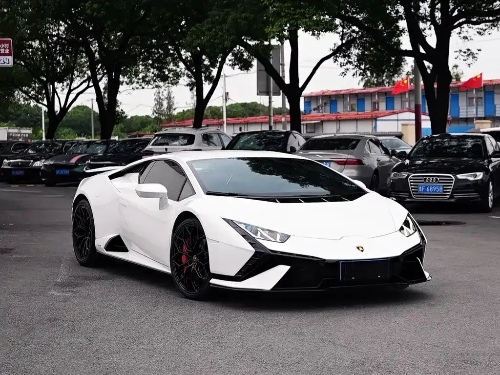 Lamborghini Huracan 2025 из CN, фото 6