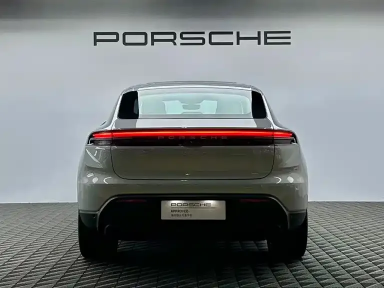 Porsche Macan EV — фото 5