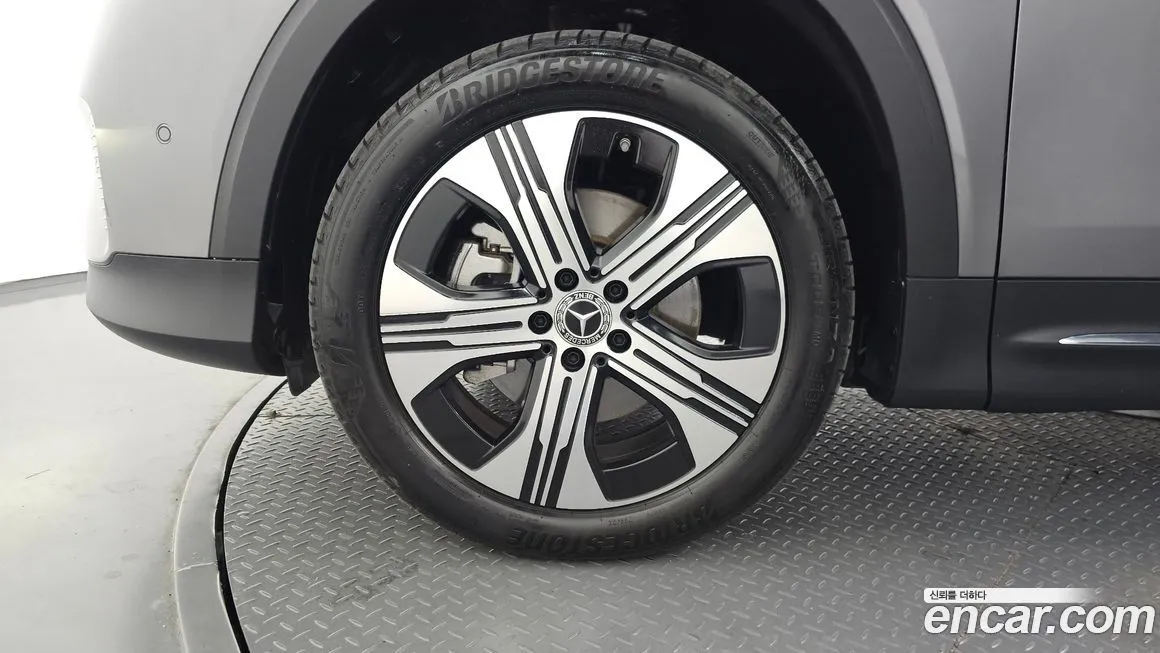 Mercedes-Benz EQB 2025 из KR, фото 5
